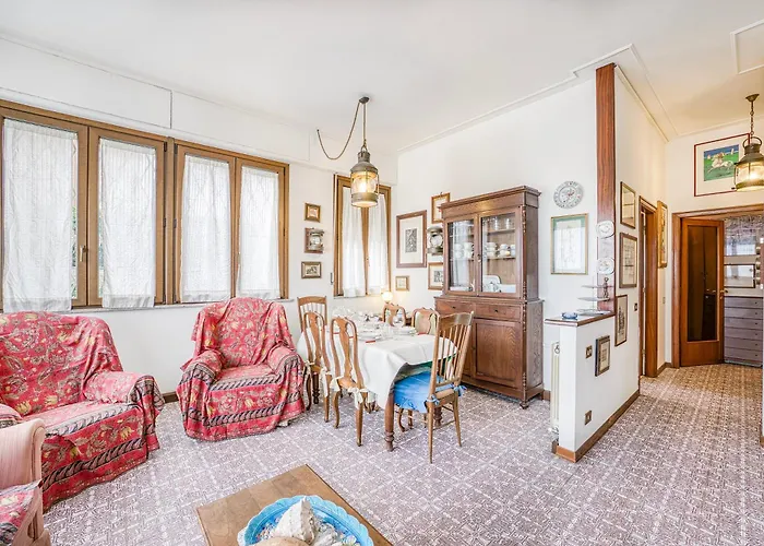 Annamaria's House Beachfront - Happy Viareggio