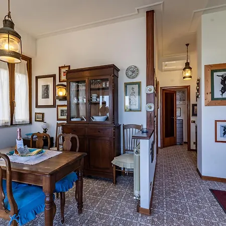 Annamaria's House 200m From Sea - Happy Apartament Viareggio