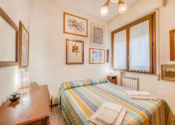 Annamaria's House Beachfront - Happy Apartament *